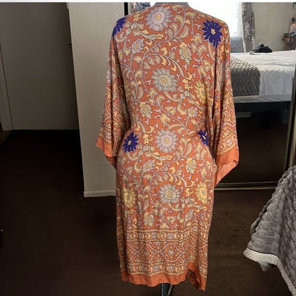 Free People Magic Dance Border Kimono. - Picture 5 of 6